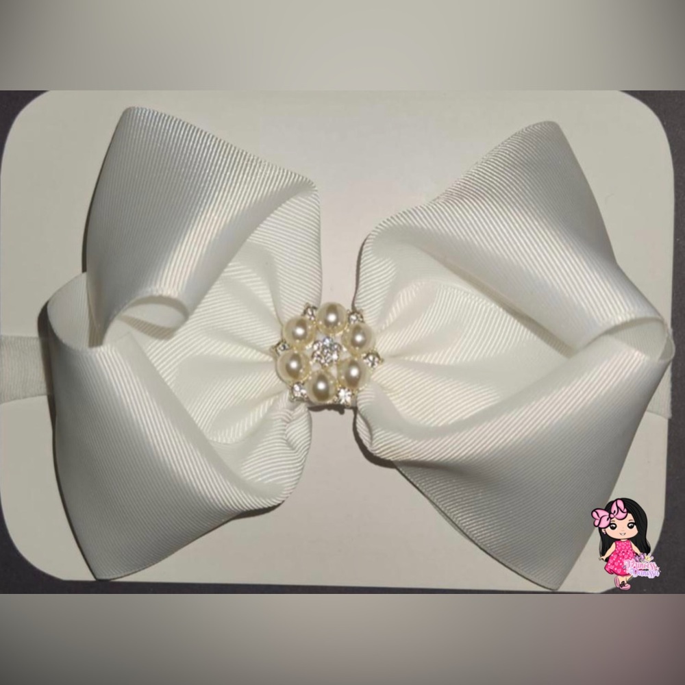 Girl hair accessories.